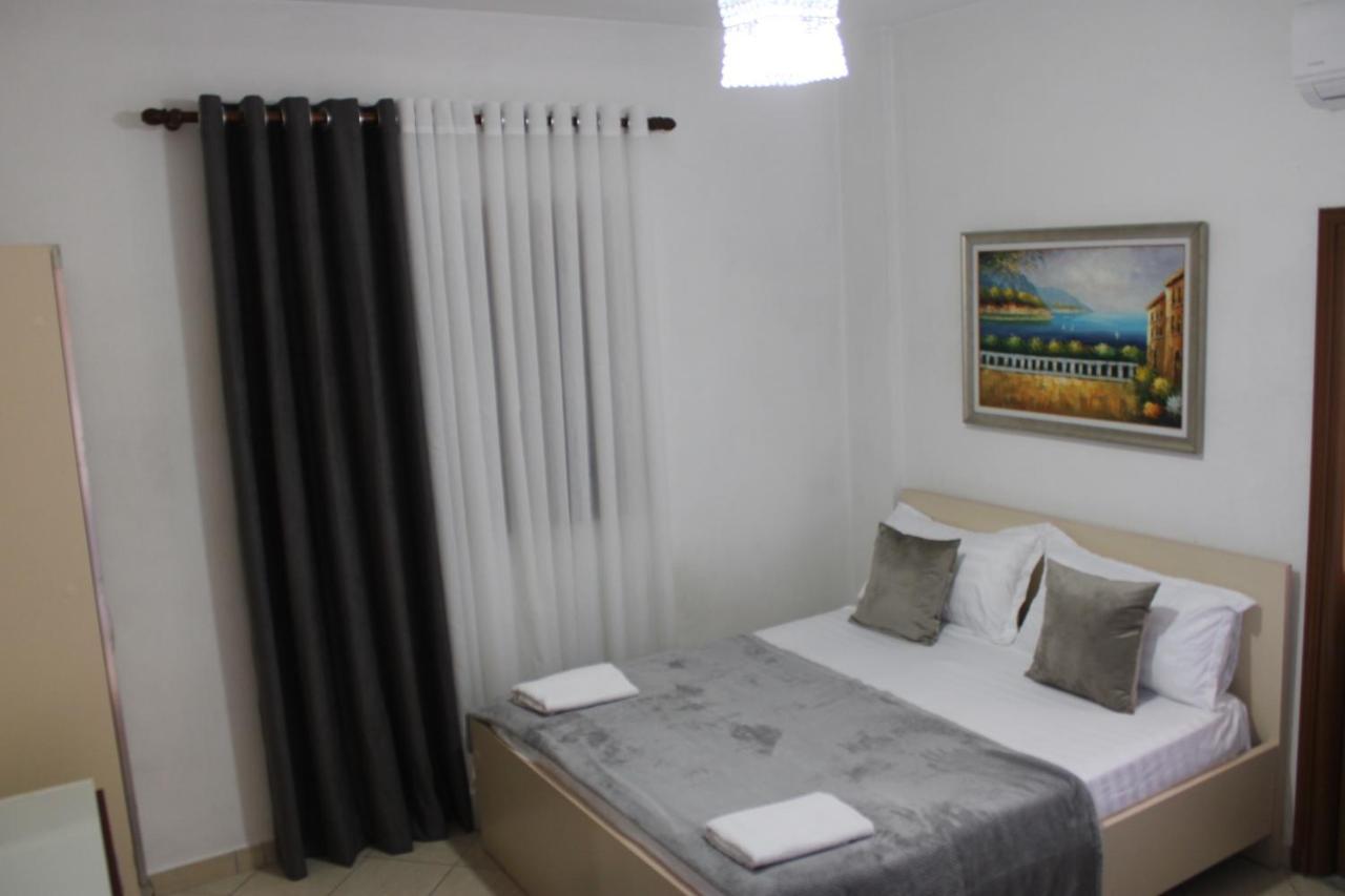 Deni'S Family Apartment In New Blvd Tirana Exterior photo